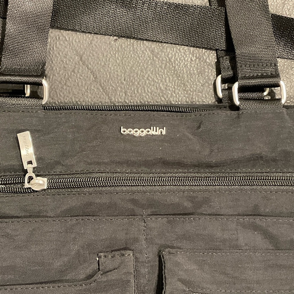 Baggallini Black Messenger Bag with Dual Handles - Picture 2 of 2